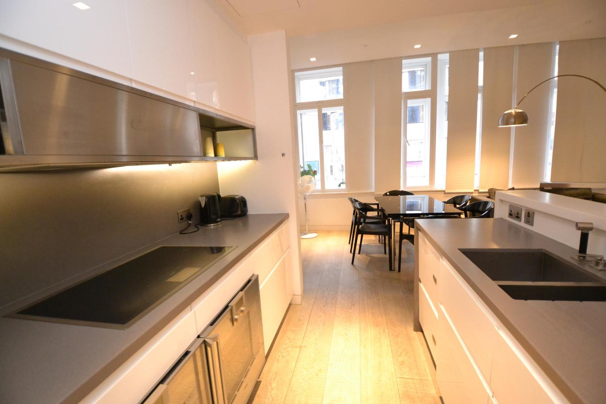 Modern 2 Bedroom Apartment, Oxford Street Londra Dış mekan fotoğraf