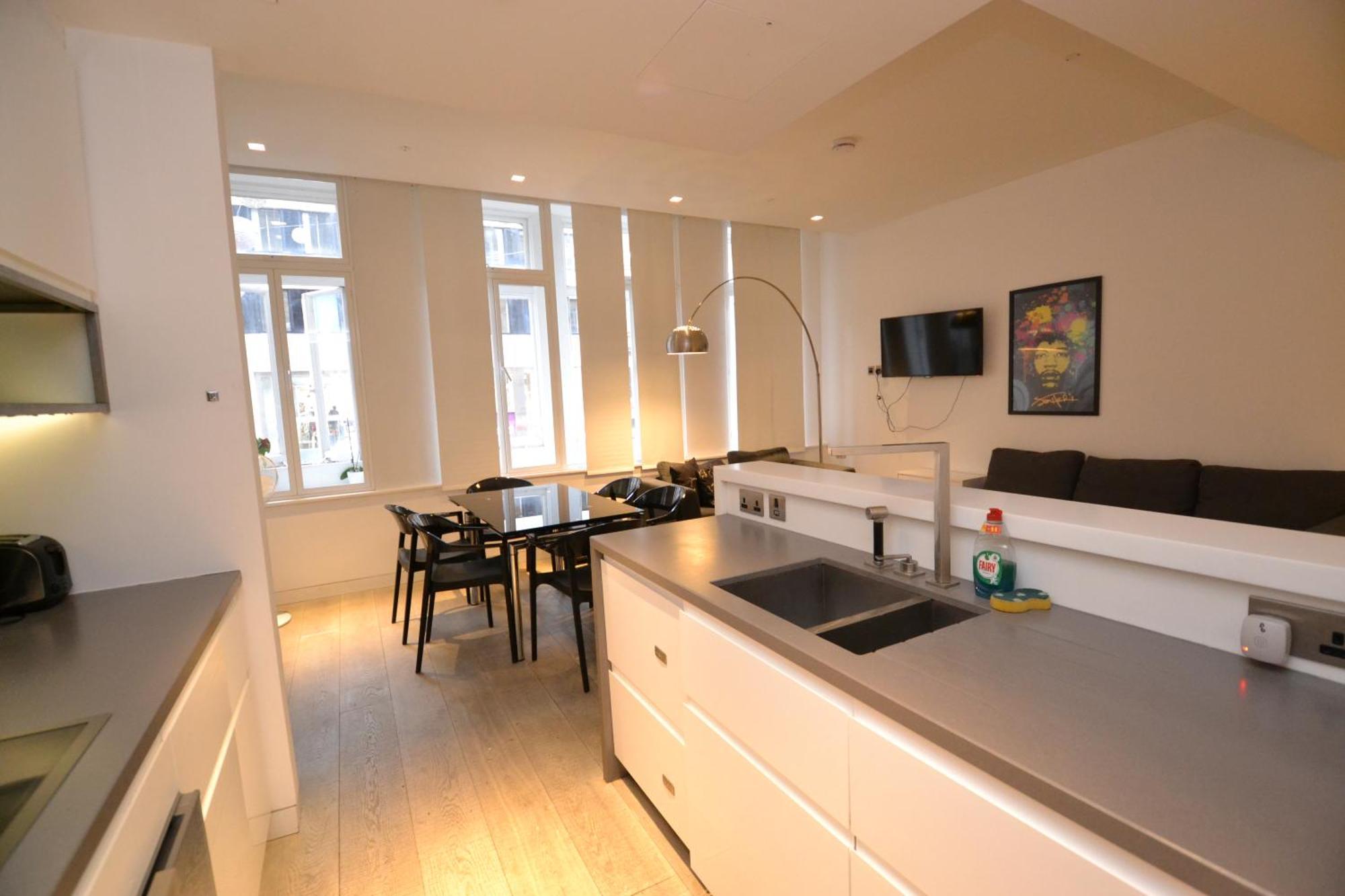 Modern 2 Bedroom Apartment, Oxford Street Londra Dış mekan fotoğraf